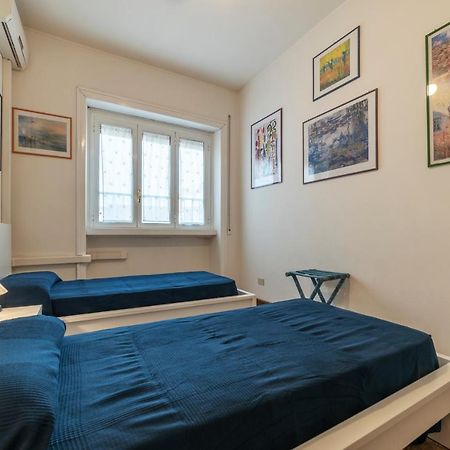 Roomy And Bright Apartment With Terrace ローマ エクステリア 写真